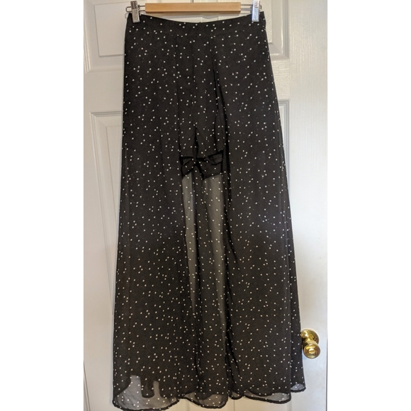 Streetwear Society maxi skirt with shorts - Picture 2 of 5